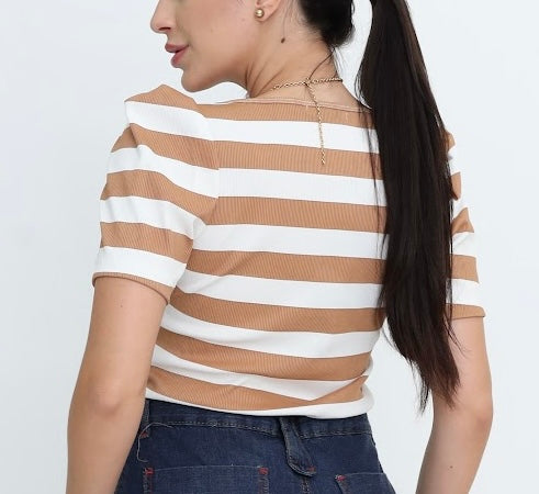 Blusa listrada bege e branca